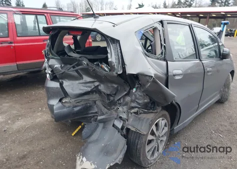 2013 Honda Fit Sport z USA, uszkodzony, nr VIN JHMGE8H57DC074873